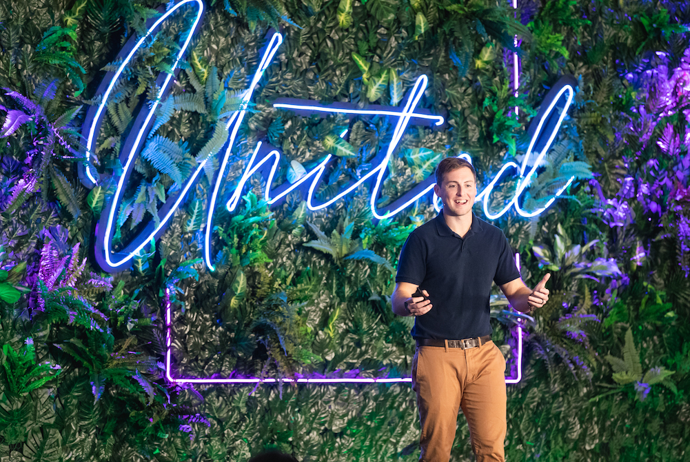 how to have a photography website that books